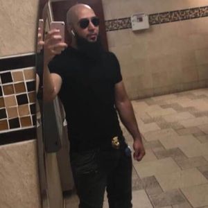 Meet your Posher, Aymen